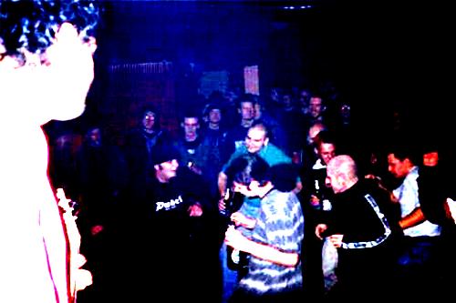 Beer pogo 2 - dancing in Zittau @ Emil 05.01.2oo1 (pic by Machno)